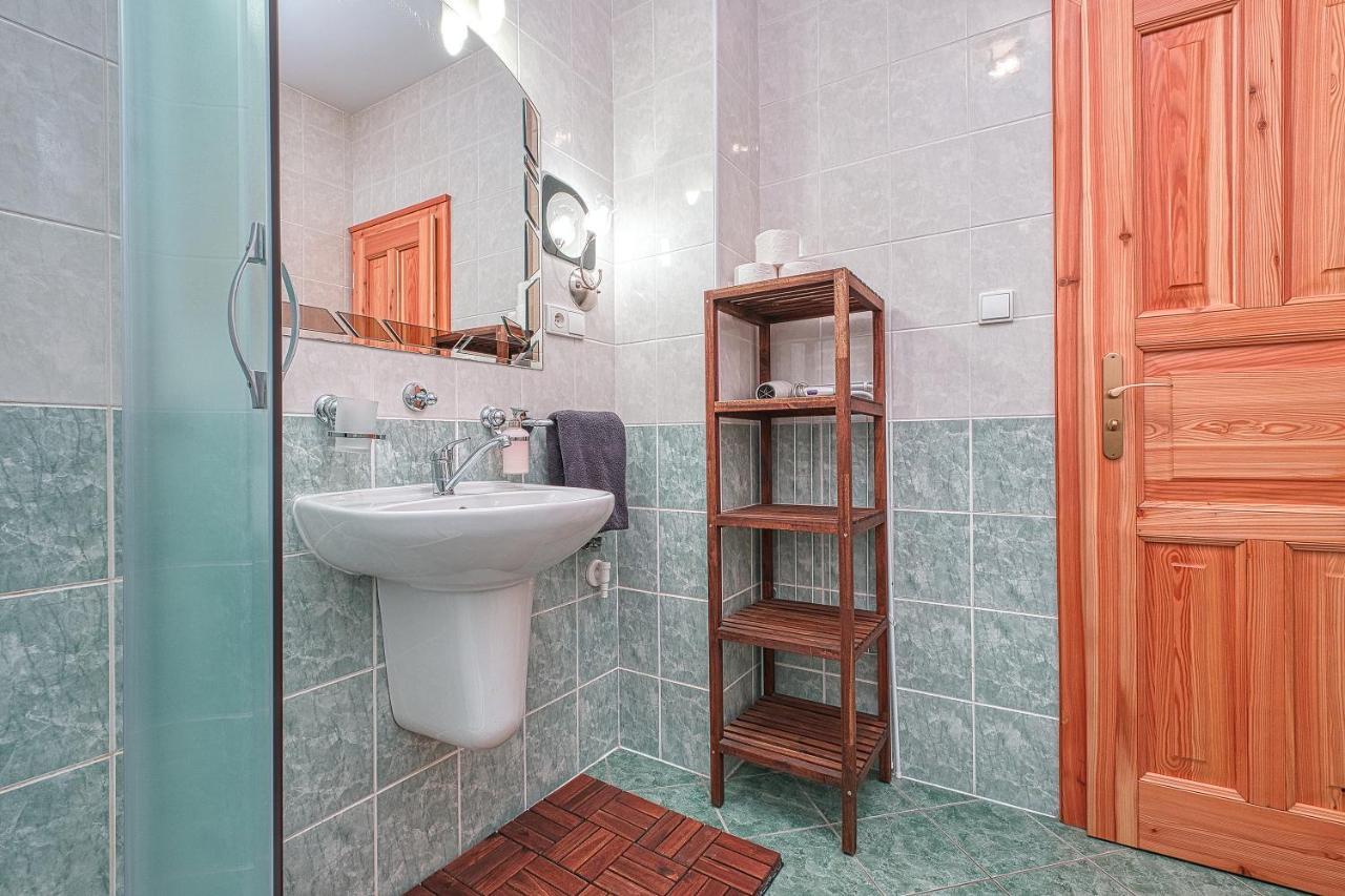 Apartments White - Hill Черні Дул Екстер'єр фото